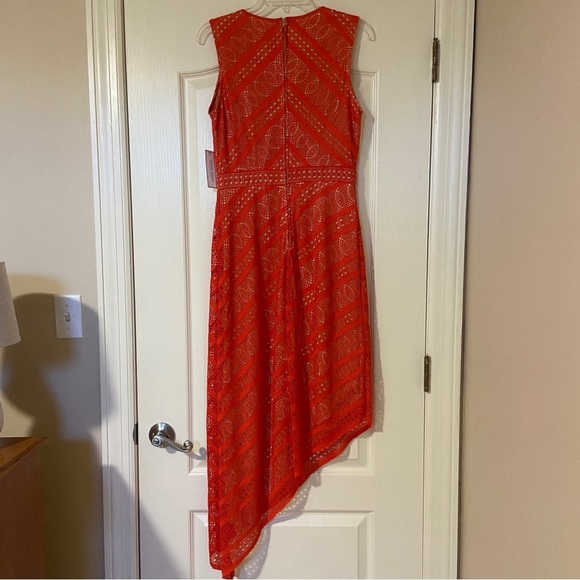 Bisou Bisou Elegant Red Sleeveless Dress - Picture 2 of 13